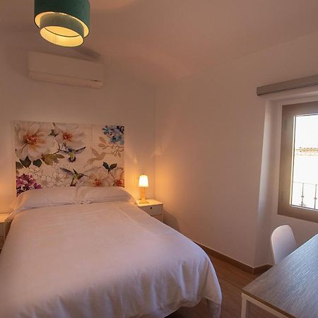 Apartamentos Turisticos Abrilymarzo Caces Eksteriør billede